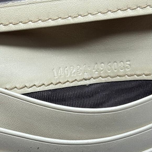 Gucci ‘GG’ Bifold Wallet - Picture 8 of 8